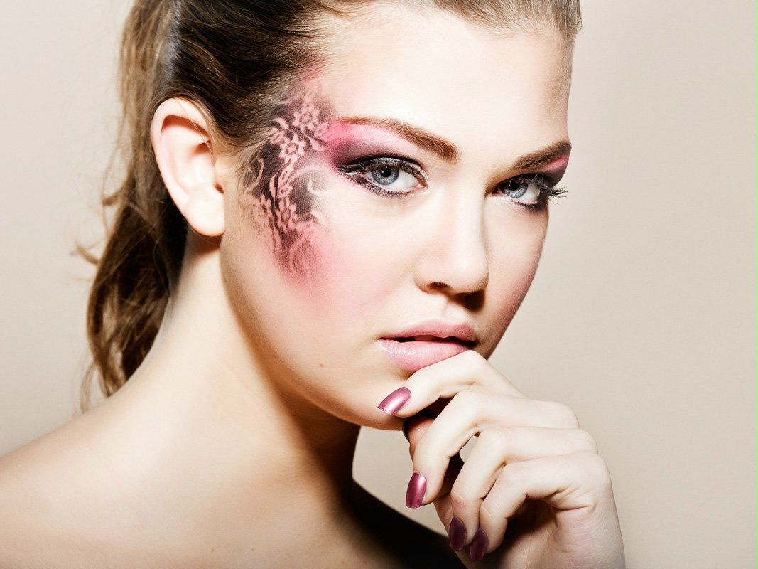 “Eu Chau A Todes!”